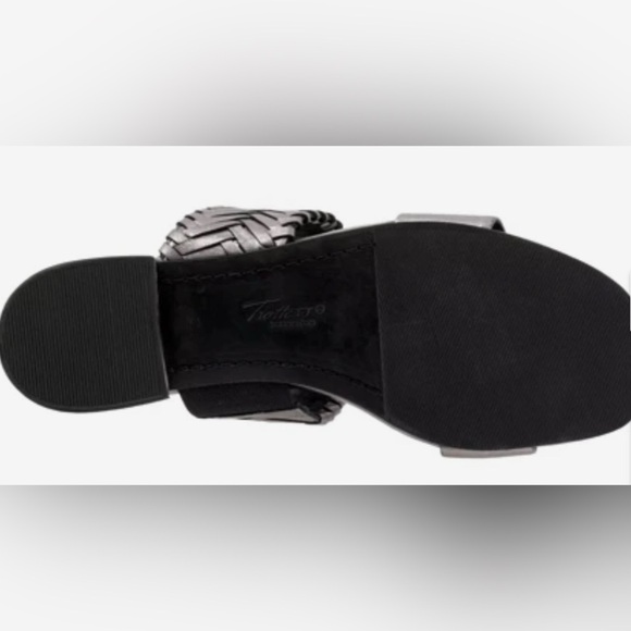 Trotters Nalane Sandal women’s size 8.5 in Pewter - Picture 7 of 7